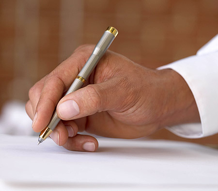 02-hand-writing-450ms060909